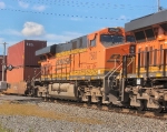 BNSF 7560